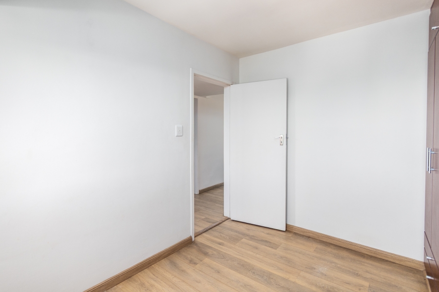 2 Bedroom Property for Sale in Sea Point Western Cape